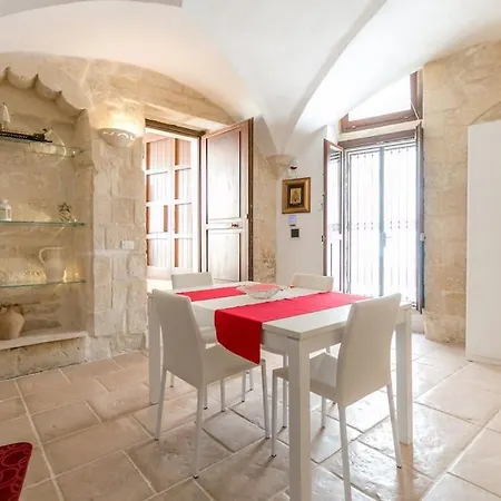 Apartment Dimora Del '500 In Zona Santa Croce